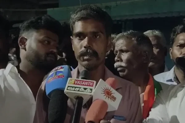சிவகிரியில் விவசாயி உயிரிழப்பு: காவல் ஆய்வாளரை கைது செய்ய கோரிக்கை