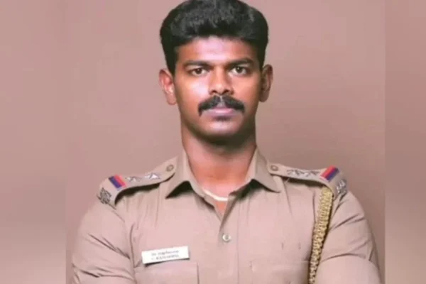 ஆபாச SMS சர்ச்சை: பழனி சார்பு ஆய்வாளர் அதிரடியாக சஸ்பெண்ட்