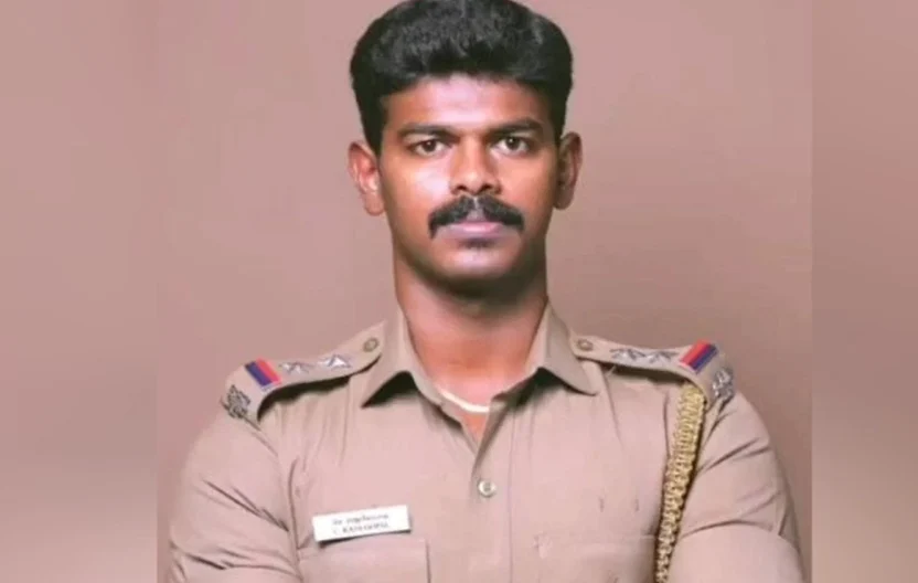 ஆபாச SMS சர்ச்சை: பழனி சார்பு ஆய்வாளர் அதிரடியாக சஸ்பெண்ட்