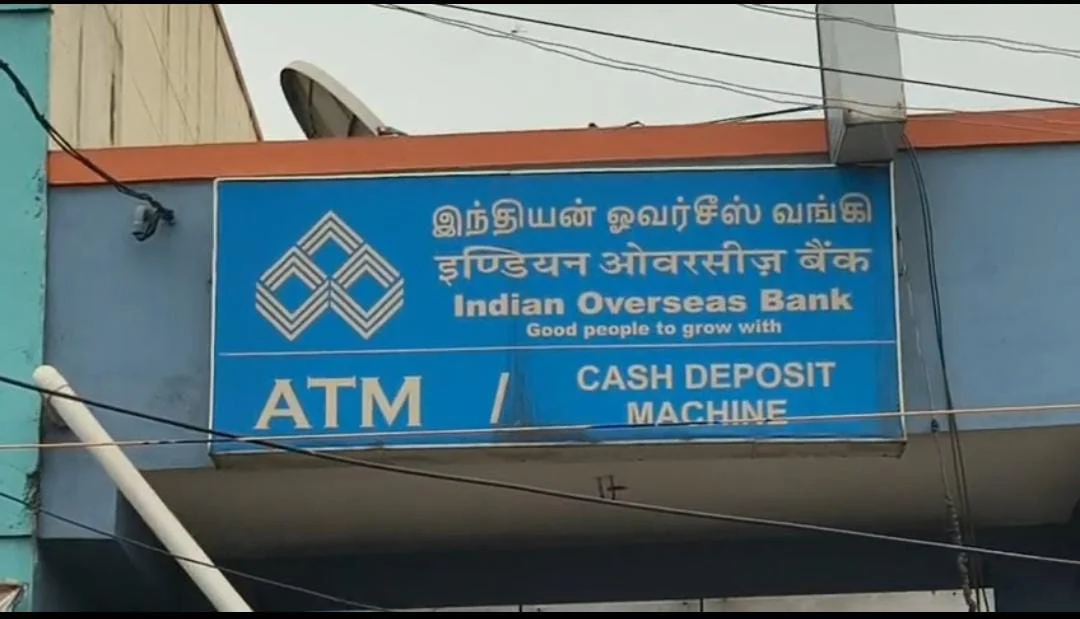 ஏடிஎம்களை உடைத்து கொள்ளை : கும்மிடிபூண்டியில் துணிகரம்