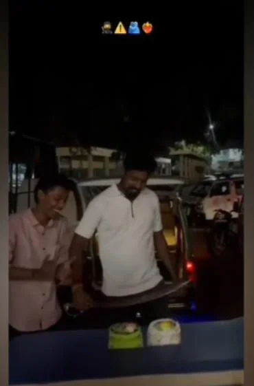 பட்டா கத்தியில் கேக் வெட்டிய தவெக நிர்வாகி : வைரலாகும் வீடியோ