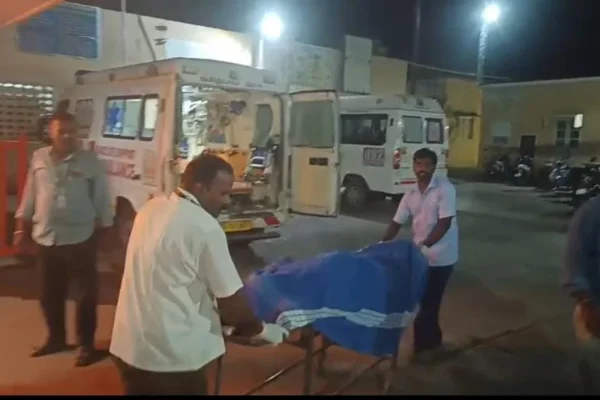 மதுராந்தகம் அருகே சோகம் : கார் டயரால் பறிபோன 4 உயிர்கள்