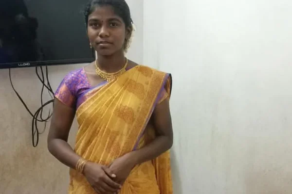 கேள்வி எழுப்பிய மாணவி தற்கொலை : தலைமையாசிரியர் மீது பாய்ந்த சாதிய வன்கொடுமை வழக்கு