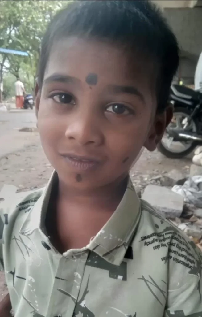 குழந்தைகளுடன் ரயில் முன் பாய்ந்த பெண் : அரக்கோணம் அருகே சோகம்