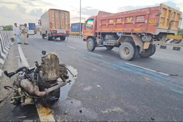 கட்டுப்பாட்டை இழந்த கார் : 15 தூரத்தில் பறந்து விழுந்த இன்ஜின்