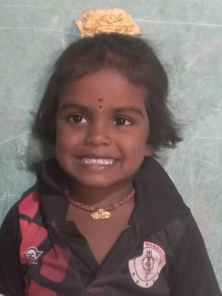 4 குழந்தைகளின் உயிரை பறித்த அதிவேக பால் வேன் : திண்டுக்கல் அருகே சோகம்