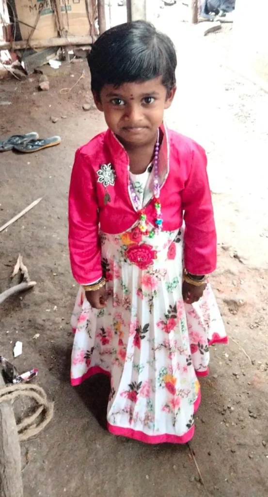 4 குழந்தைகளின் உயிரை பறித்த அதிவேக பால் வேன் : திண்டுக்கல் அருகே சோகம்