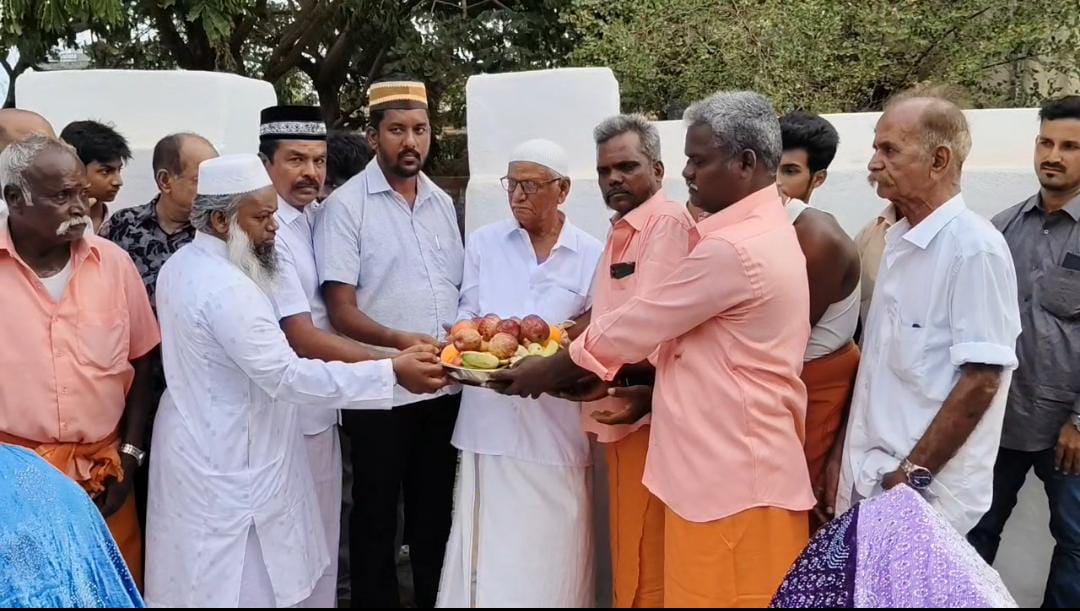 விநாயகர் கோவிலுக்கு நிலம் கொடுத்த இஸ்லாமியர்கள் : நெகிழ்ச்சியில் ஆழ்ந்த இந்துக்கள்
