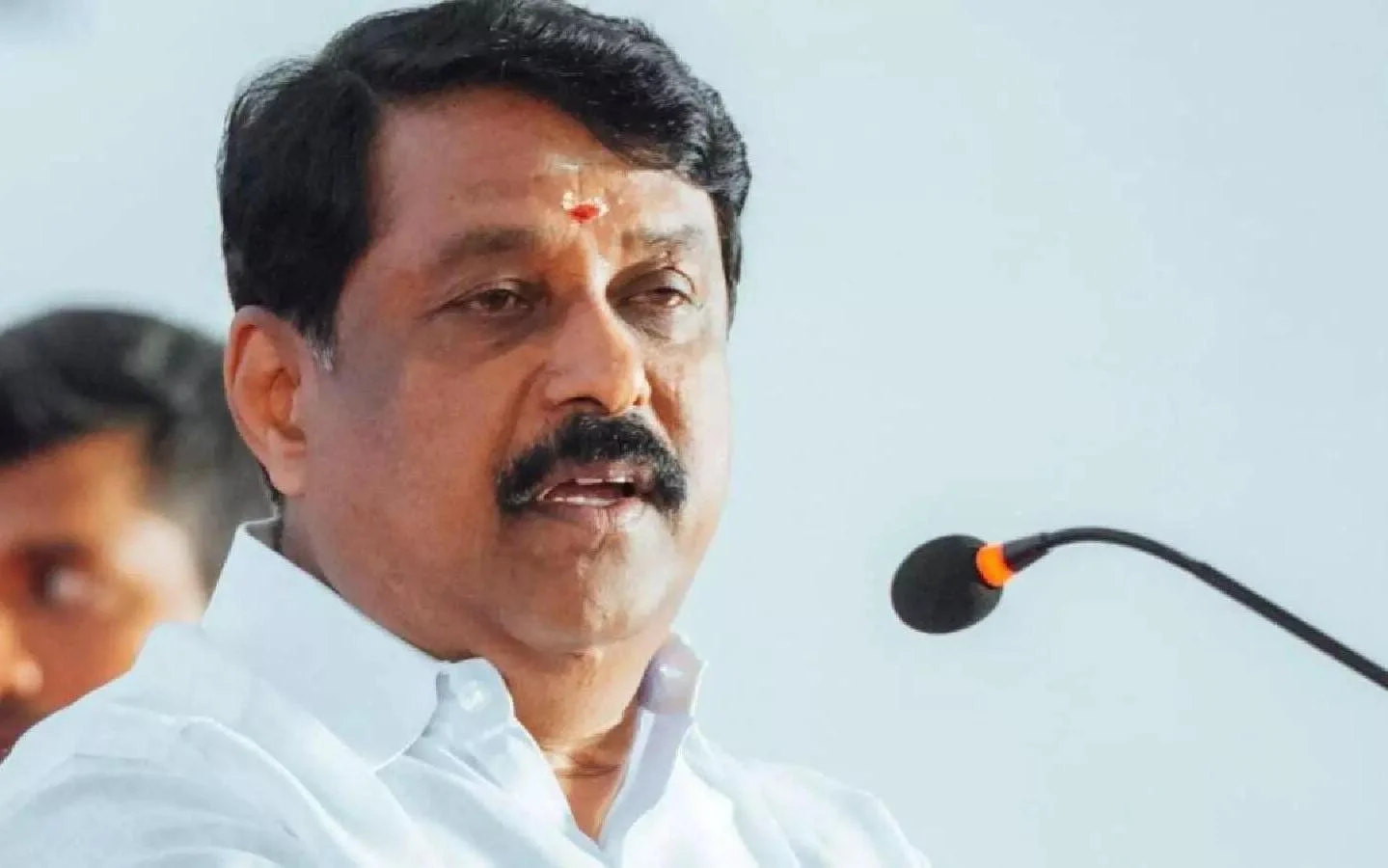 காங்கிரஸ் கட்சியினர் யாரிடமும் நம்பிக்கையாக இருக்க மாட்டார்கள் : நயினார் நாகேந்திரன்