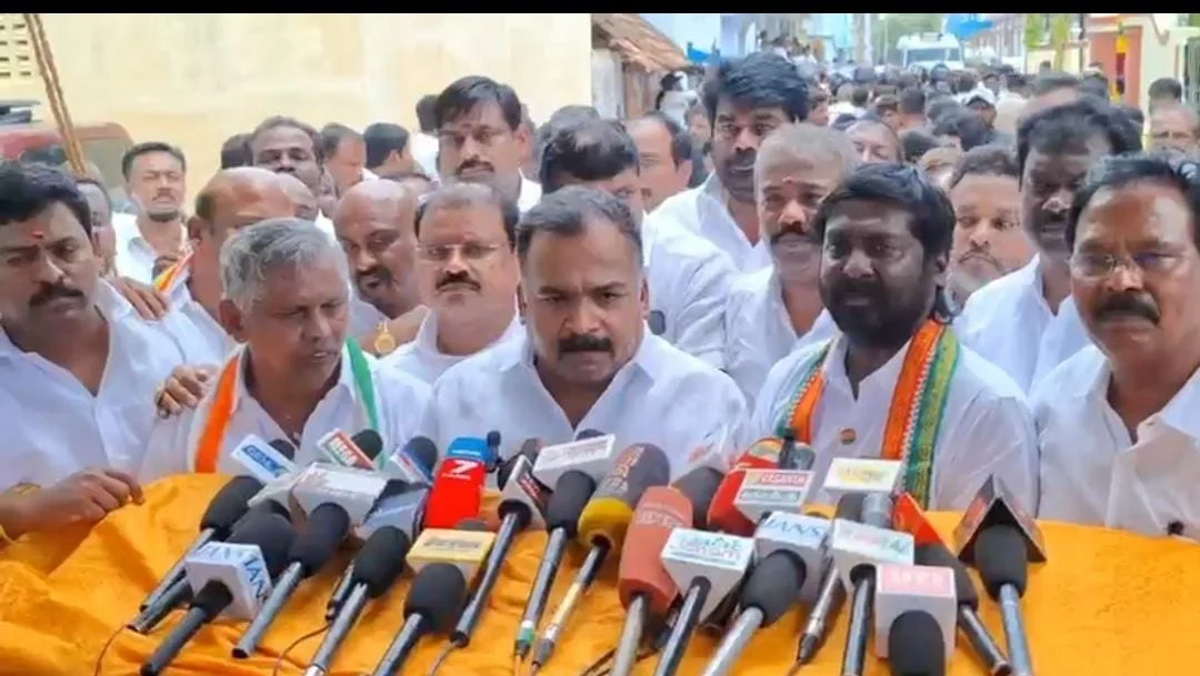 “தவெக - காங்கிரஸ் கூட்டணிக்குள் நரித்தந்திரம் செய்யுறாங்க” : மாணிக்கம் தாகூர்