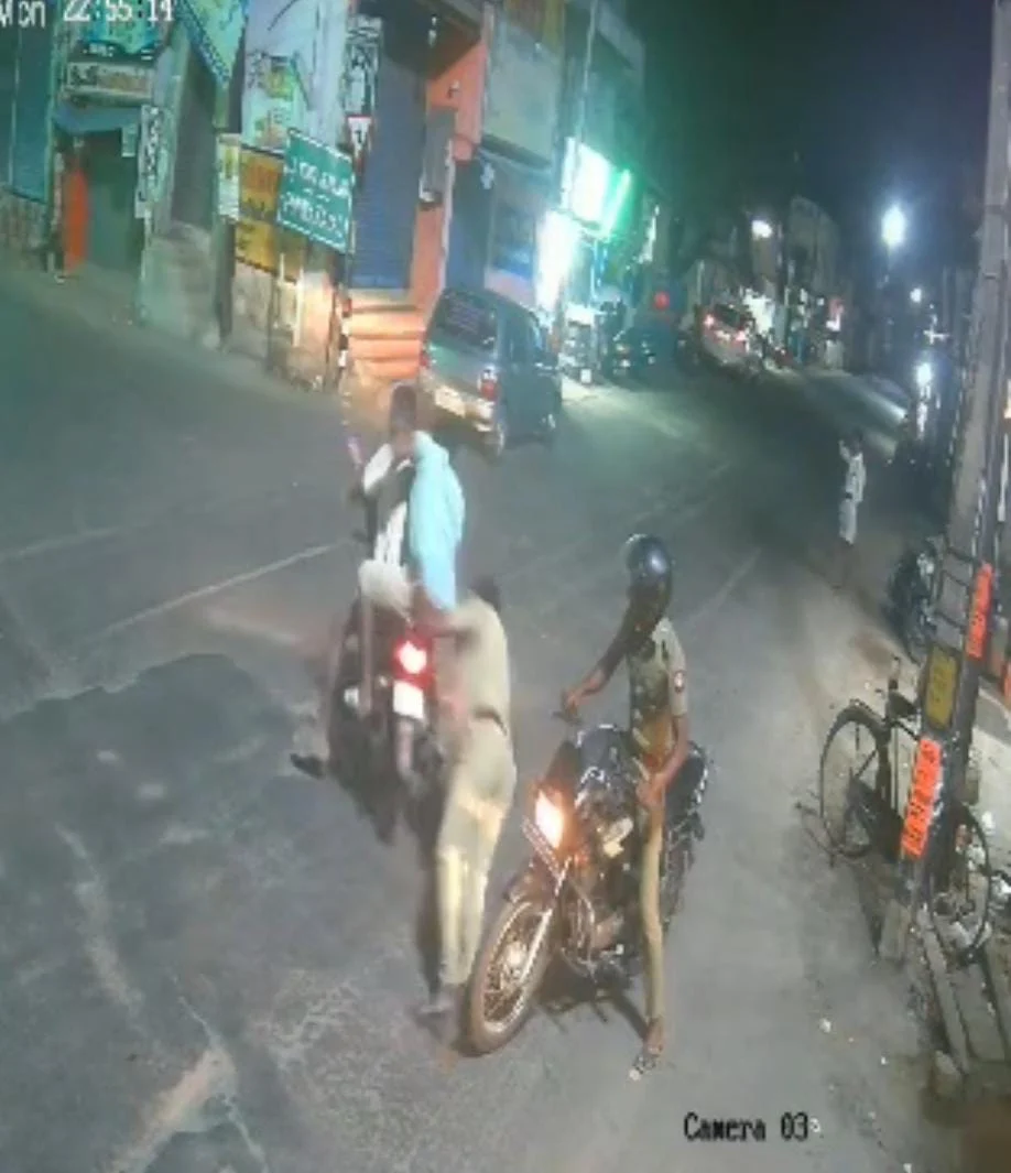போதையில் தகராறு : எஸ்.ஐயை கீழே தள்ளிய வாலிபர்களுக்கு வலை