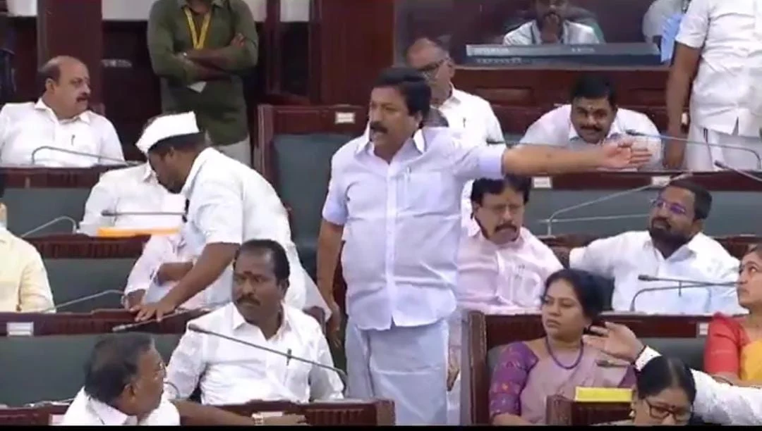 ஆவேசமடைந்த சி.வி.சண்முகம் : சட்டப்பேரவையில் பரபரப்பு