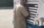 18 ஆண்டுகள் ஓட்டிய அரசு பேருந்து : கண்ணீருடன் பிரியாவிடை அளித்த ஓட்டுநர்