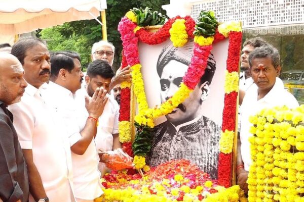 முதல்வர் அரிவாள், கம்புடன் வருகிறாரா? : நயினார் நாகேந்திரன் கேள்வி