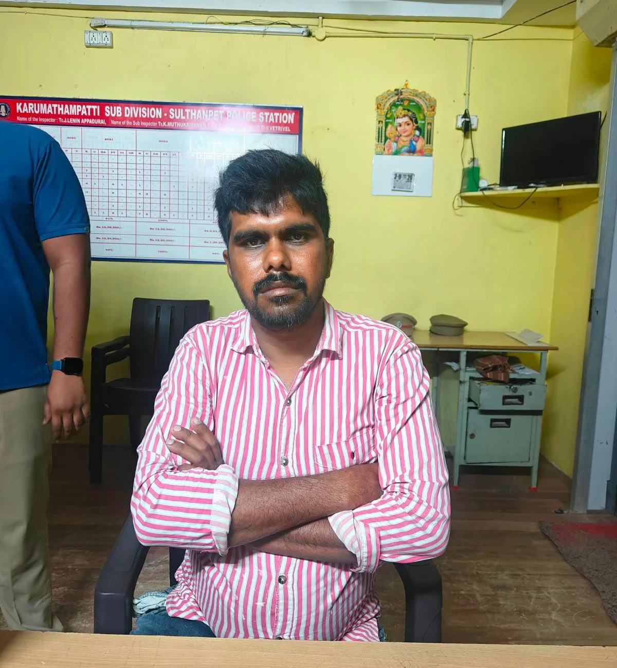 டாஸ்மாக் சரக்கு புடிக்கல : சாராயம் தயாரித்தவர் கைது