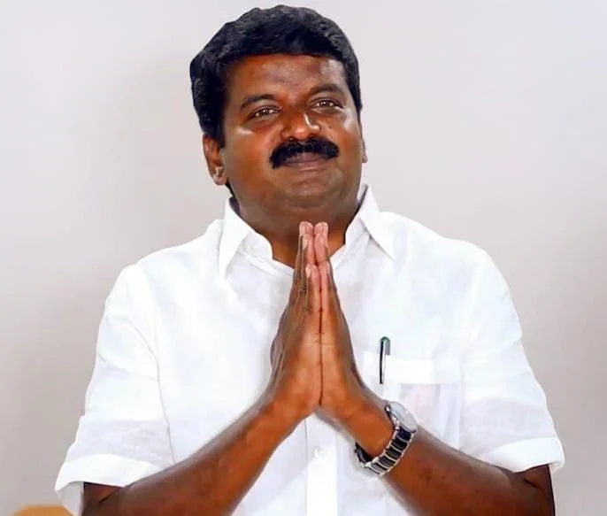 முன்னாள் அமைச்சர் விஜயபாஸ்கர் மீதான ரூ.4 கோடி மோசடி : விசாரணை துவக்கம்