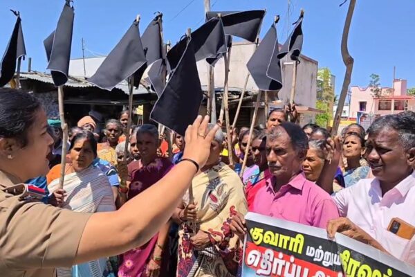 கல்குவாரி, கிரஷர்களை மூட வலியுறுத்தி கிராம மக்கள் போராட்டம்
