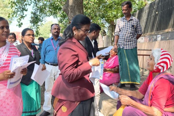 மாவட்ட முதன்மை நீதிபதி தலைமையில்சமரச தீர்வு முகாம் விழிப்புணர்வு பேரணி