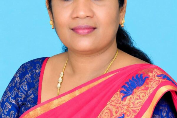 தாராபுரம் இடைத்தேர்தல் :தமிழக வெற்றி கழக வேட்பாளராக சத்தியபாமா அறிவிப்பு