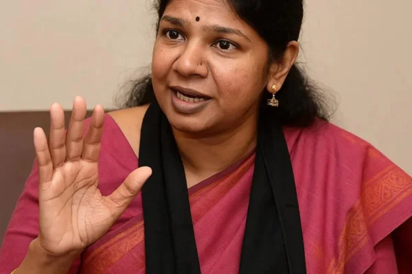 "முதல்ல ஆட்சியை ஒழுங்காக நடத்தட்டும்; அப்புறம் புதிய சட்டமன்றம் பற்றி தவெக சிந்திக்கலாம்" : கனிமொழி எம்.பி