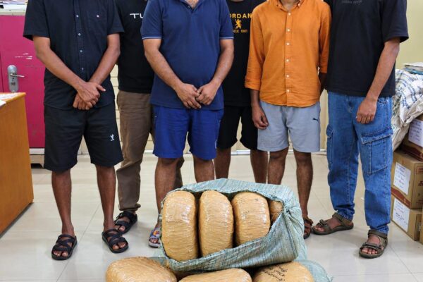 கஞ்சா கடத்திய 6 பேர் கைது :68 கிலோ கஞ்சா, 3 சொகுசு கார்கள் பறிமுதல்