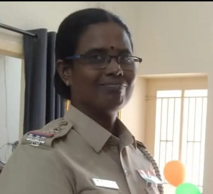 பெண் ஆய்வாளரை அரிவாளால் தாக்கிய பாலியல் குற்றவாளி : போலீசார் துப்பாக்கி சூடு