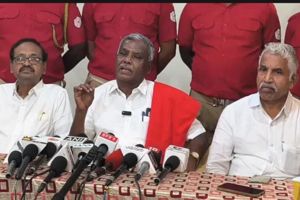 மக்கள் மீது திணிக்கப்பட்ட இடைத்தேர்தல் : பெ.சண்முகம்