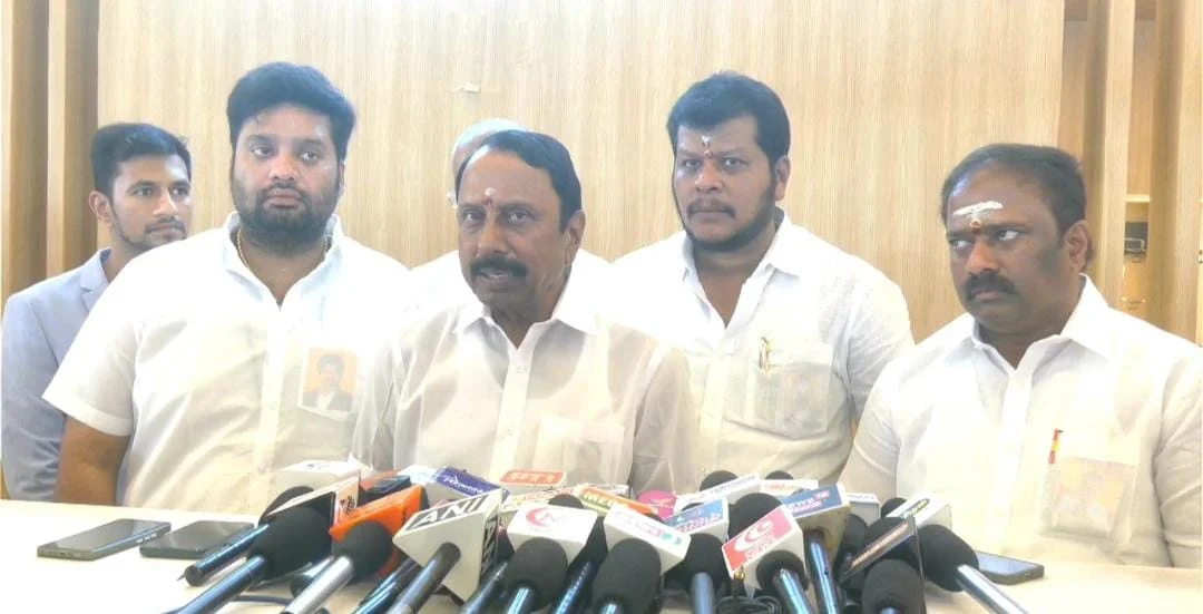 மற்ற மாநிலங்களை விட தமிழ்நாட்டில் மின்வெட்டு குறைவாக உள்ளது : அமைச்சர் செங்கோட்டையன்