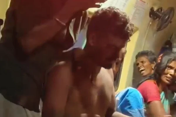 கபடி போட்டியில் மோதல் : கல்வீச்சில் எஸ்.எஸ்.ஐ உட்பட 20 பேர் காயம் , குவிக்கப்பட்ட போலீசார்