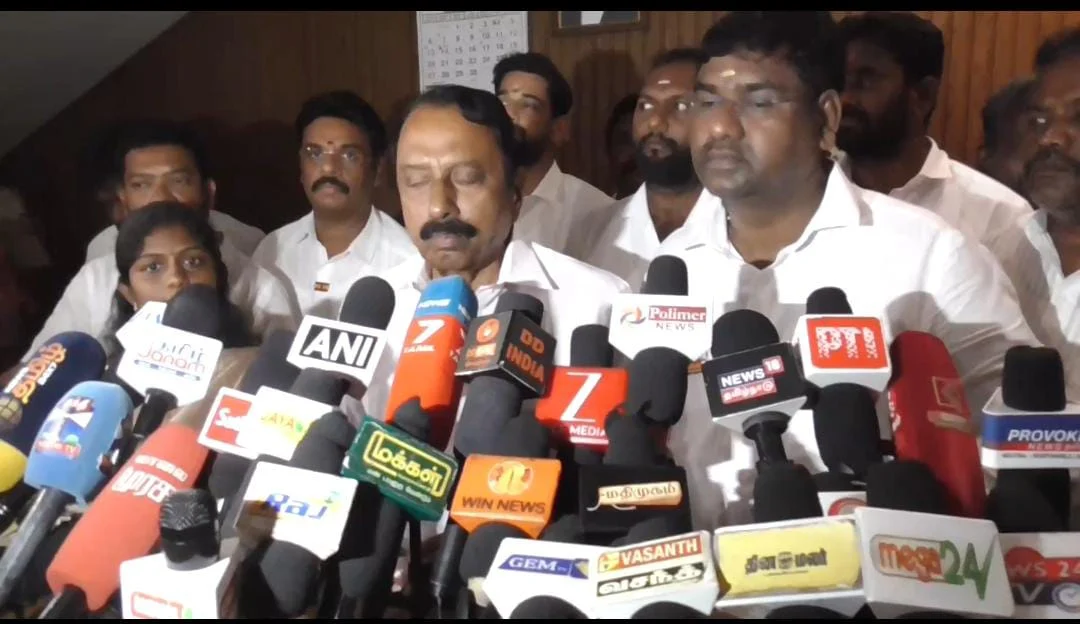 கம்யூனிஸ்ட் கட்சிகள் தனித்து போட்டியால் தவெகவுக்கு எந்த பின்னடைவும் இல்லை : அமைச்சர் செங்கோட்டையன்