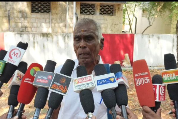 டிக்கெட்டுக்கு மேல் கூடுதல் கட்டணம் வசூல் : மினி பேருந்துகள் மீது புகார்