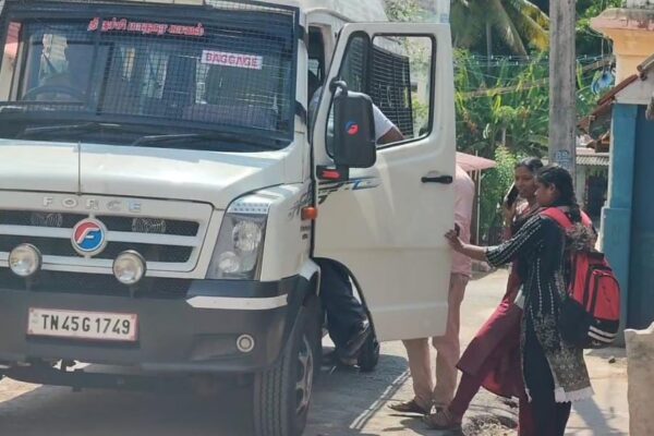 அன்பில் மகேஸ் உறவினர் வீட்டில் மத்திய குற்றப்பிரிவு போலீசார் சோதனை : முக்கிய ஆவணங்கள் பறிமுதல்