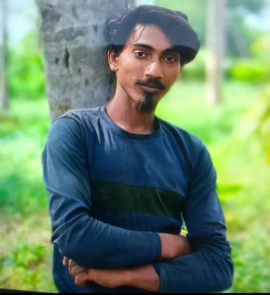உடைந்து விழுந்த மின்கம்பம் : மேற்கு வங்க ஒப்பந்த பணியாளர் உயிரிழப்பு