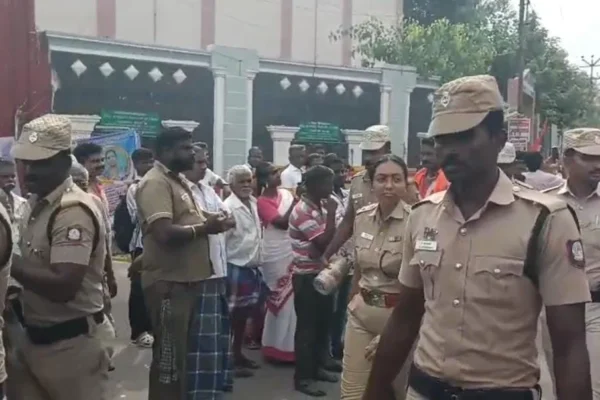 கள்ளக்குறிச்சி : விநாயகர் ஊர்வலத்தில் பட்டாசுகளை பறிமுதல் செய்த எஸ்பி