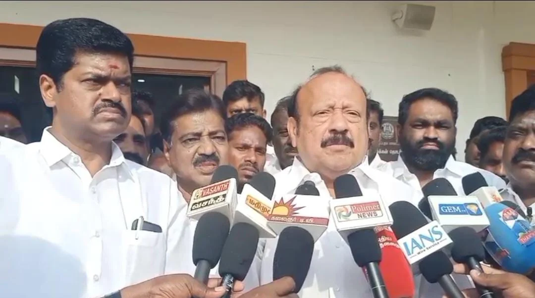 ரீல்ஸ் ஆட்சியால் ரிவர்சில் செல்லும் தமிழகம் : எம்.ஆர்.கே பன்னீர்செல்வம்