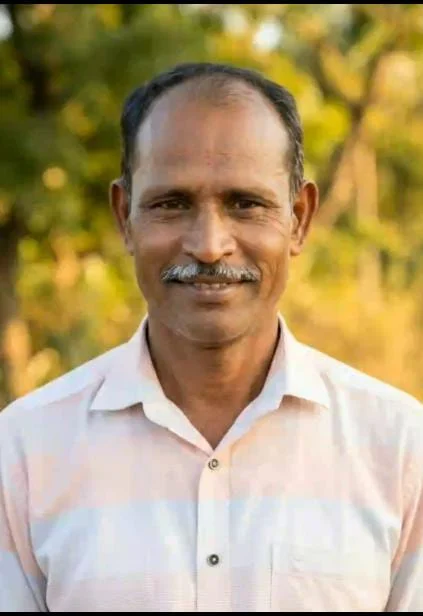 லாரி மீது உரசிய மின்சார கம்பி : மின்சாரம் தாக்கி கூலித்தொழிலாளி பலி