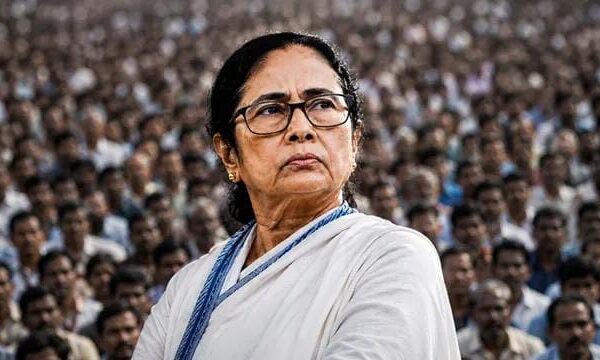 மம்தா பானர்ஜியின் கட்சிக்கு புதிய பெயர், புதிய சின்னம்