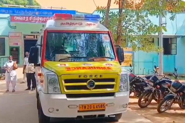 பண்ருட்டி : மாணவர்கள், பொதுமக்களை விரட்டி கடித்த வெறிநாய்
