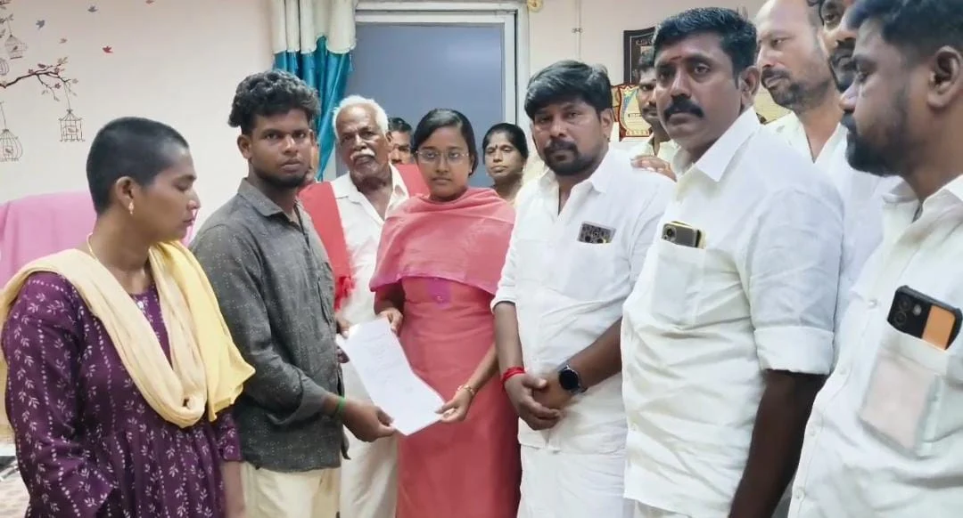 சிவகங்கை இரட்டை கொலை : உயிரிழந்தோர் குடும்பத்திற்கு தற்காலிக அரசுப்பணி