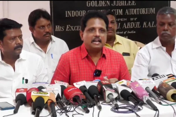 ஆளுநர்,அமித்ஷாவிற்கு எதிராக ஆதவ் அர்ஜூனா பேசுவாரா? : சு.வெங்கடேஷன்