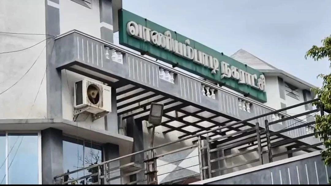 வாணியம்பாடி நகராட்சி அலுவலகத்தில் 7 மணி நேரம் லஞ்ச ஒழிப்புத்துறை சோதனை