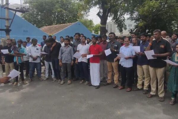 வங்கி ஊழியர் ஸ்டிரைக் மற்றும் விடுமுறை நாட்கள் : 5 நாட்கள் வங்கிப் பணி பாதிக்க வாய்ப்பு