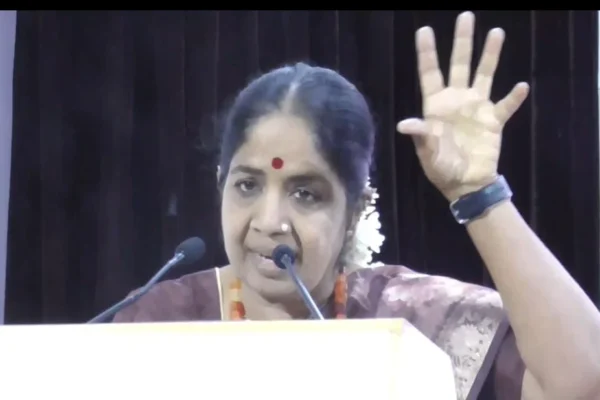 மதுரை மீனாட்சி அம்மன் கும்பாபிஷேகத்தில் நவீன தீண்டாமை : கவிஞர் ஆண்டாள் பிரியதர்ஷினி