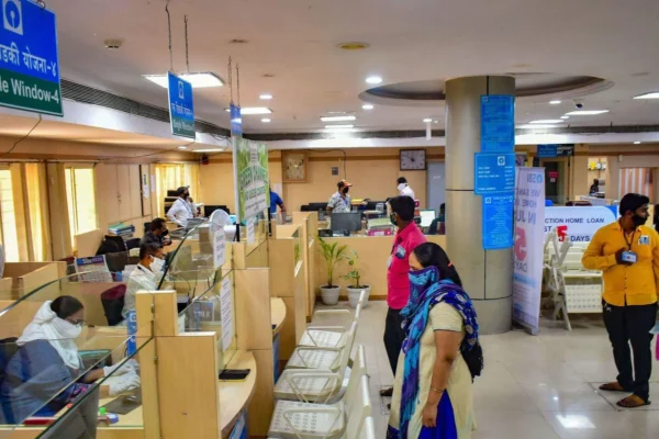 வரும் ஞாயிற்றுக்கிழமை வங்கிகள் இயங்கும்