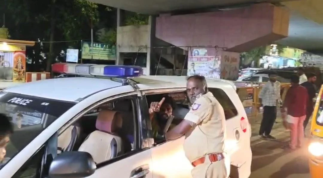 வாட்டர் பாட்டில் வாங்க வந்தவருக்கு அரிவாள் வெட்டு : துரத்தி பிடித்த போலீசார்